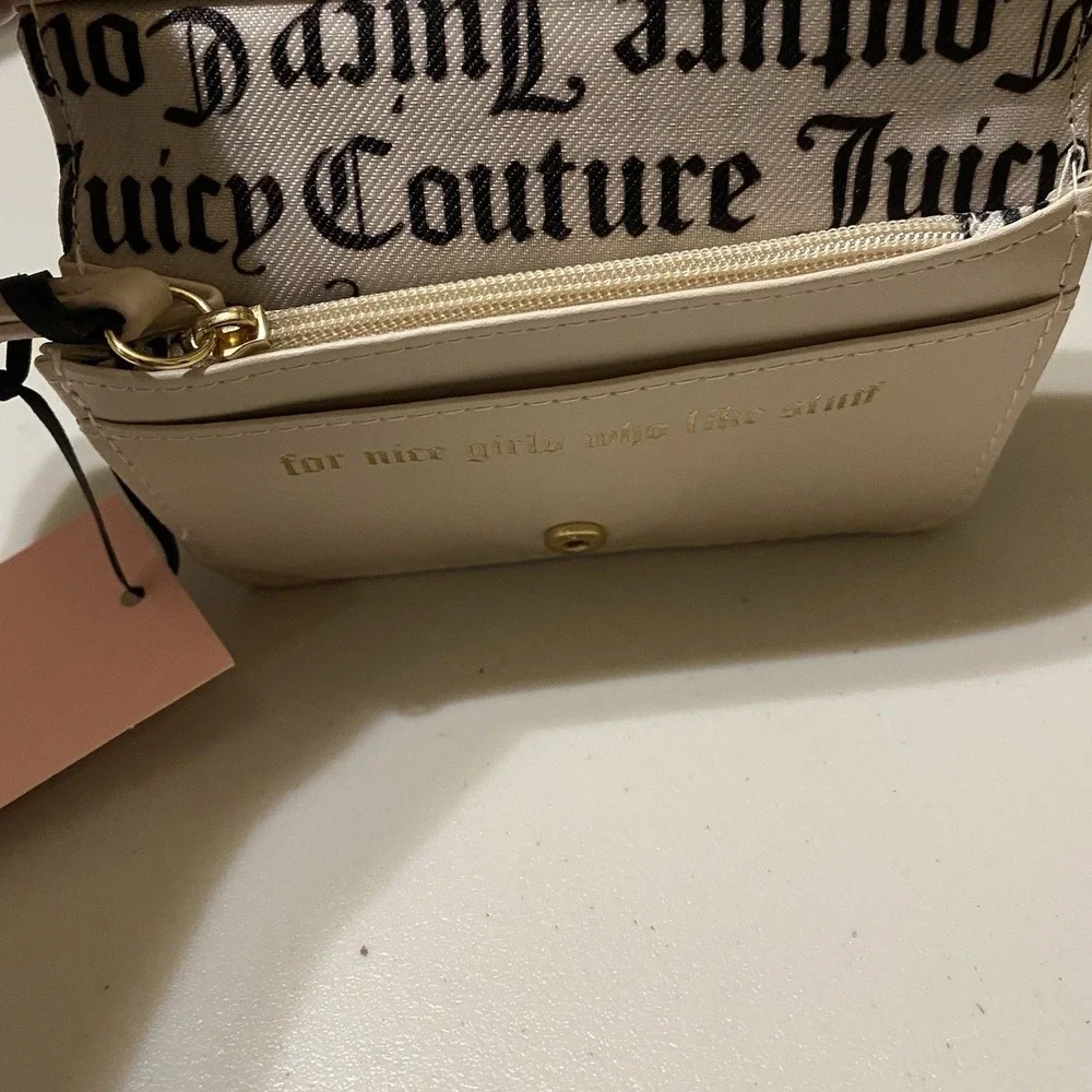 Juicy Couture Spring Fling Elongated Bifold‎ Black/Beige Wallet Credit Cards/IDs